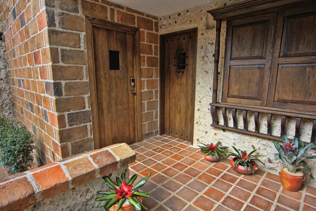 Casa Del Reloj Aparthotel Medellin